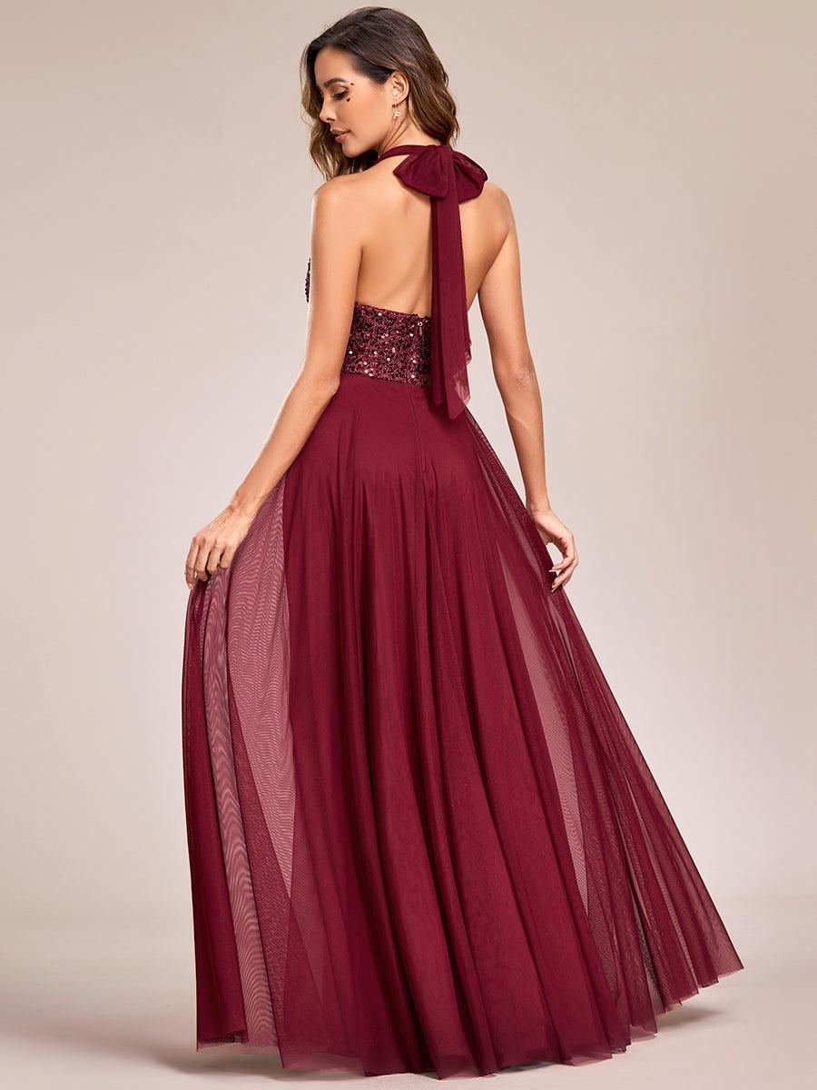 Robe de soirée en tulle à paillettes scintillantes et col licou#Couleur_Bordeaux Robe de soirée en tulle à paillettes scintillantes et col licou