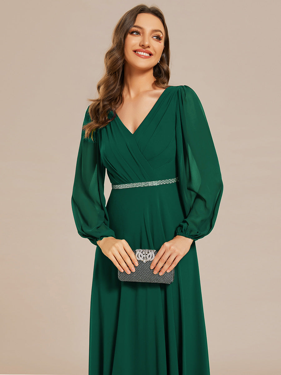 Robe de soirée plissée en mousseline de soie double col en V manches longues ceinture brillante #Couleur_Vert Fonce