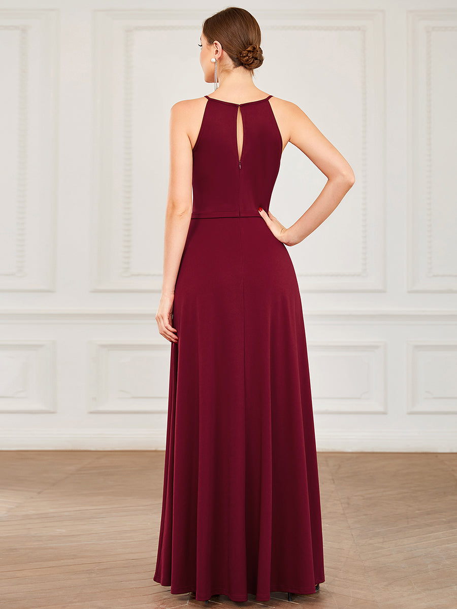 Robe de soirée sans manches à fente haute et trou de serrure #Couleur_Bordeaux Robe de soirée sans manches à fente haute et trou de serrure
