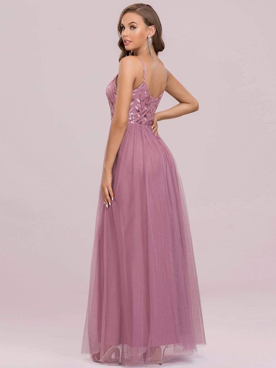 Robe de Bal en tulle à col en V et bretelles minces brodées au sol #Couleur_Bleu Marine Robe de Bal en tulle à col en V et bretelles minces brodées au sol