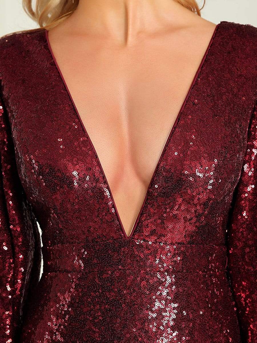 Robe de soirée longue évasée et ajustée à sequins à col en V profond #Couleur_Bordeaux Robe de soirée longue évasée et ajustée à sequins à col en V profond
