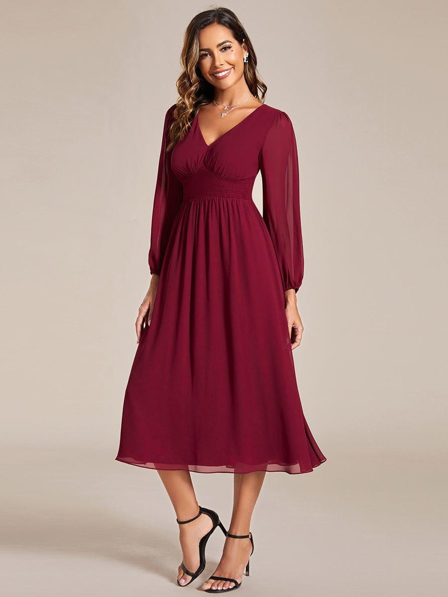 Robe invité mariage mi-longue élégante à col en V et manches longues #Couleur_Bordeaux