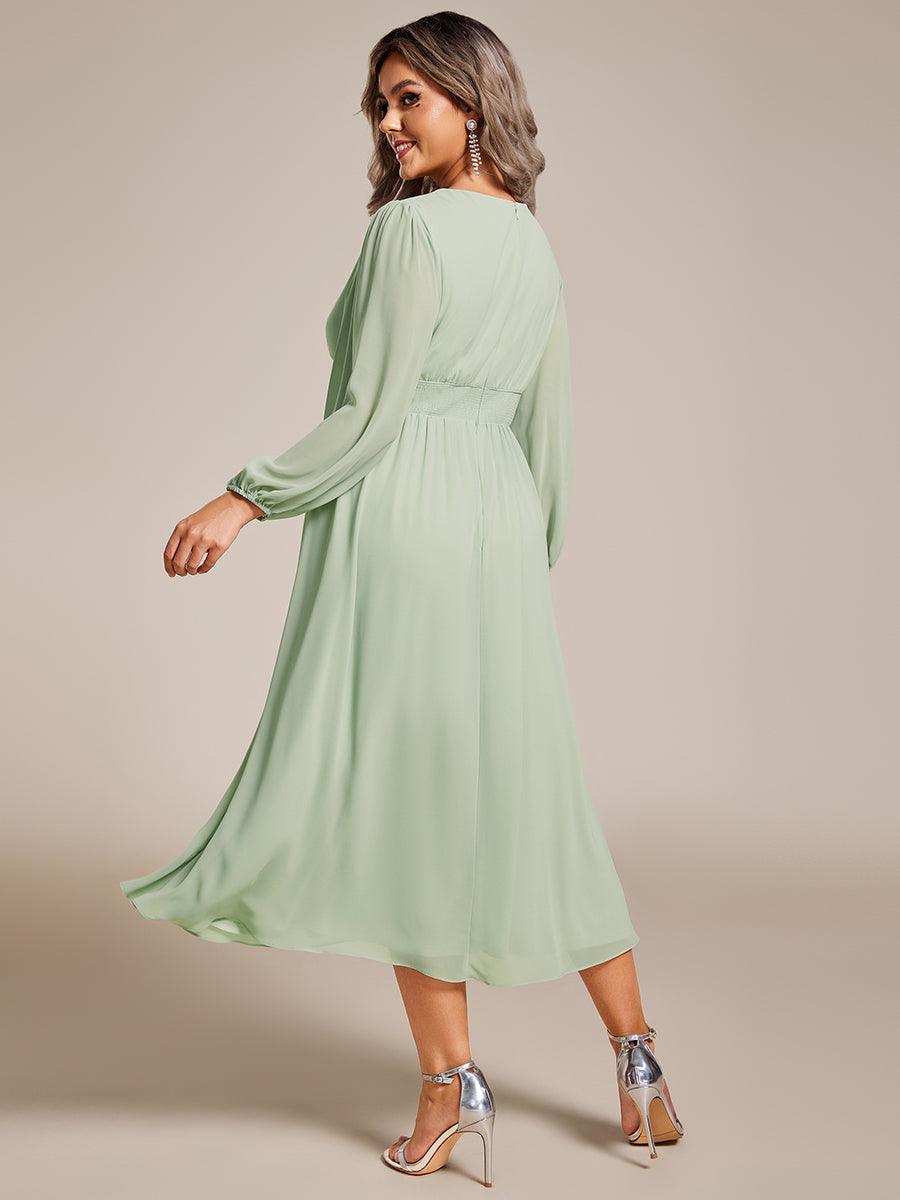 Robe invité mariage mi-longue élégante à col en V et manches longues #Couleur_Menthe Verte