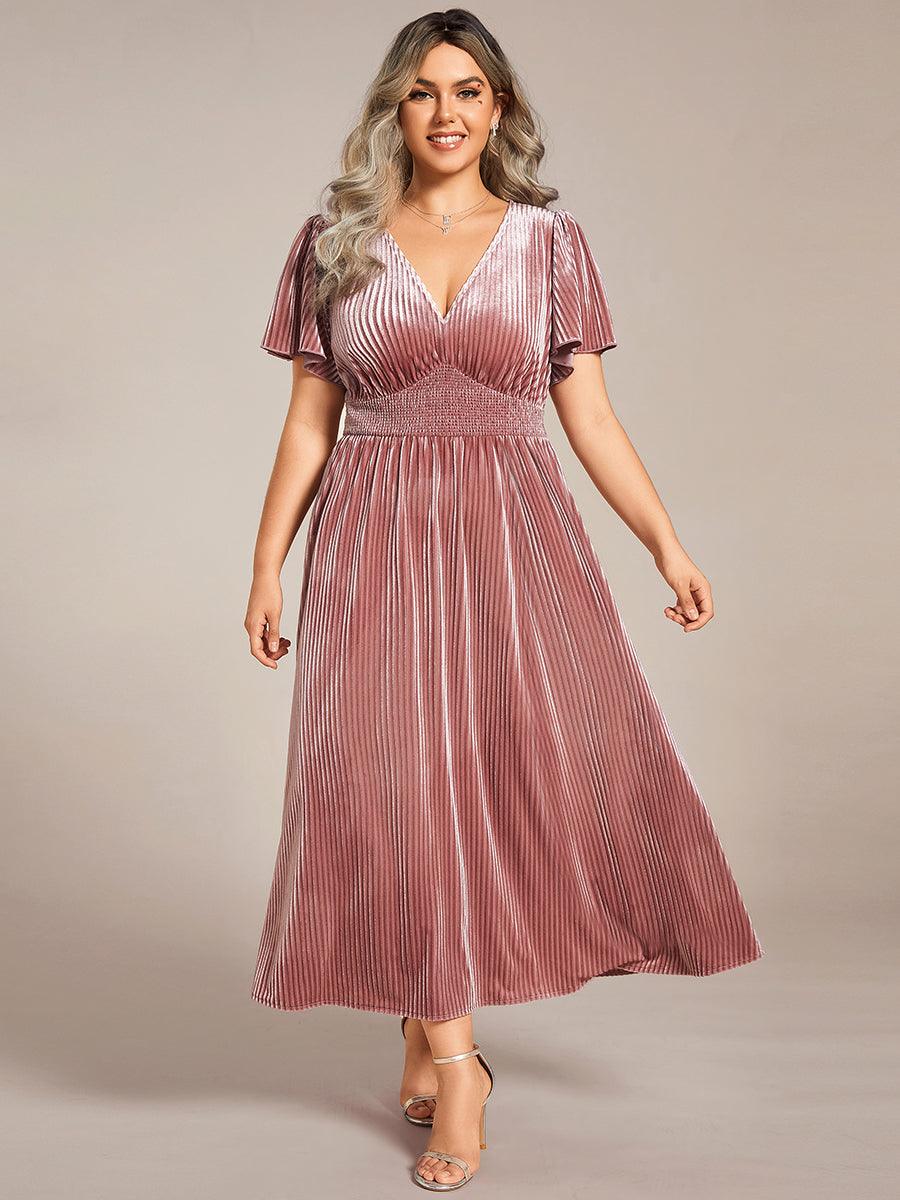 Robe d'invité de mariage mi-longue en velours d'automne à manches courtes et col en V gracieux#Couleur_Caramel Robe d'invité de mariage mi-longue en velours d'automne à manches courtes et col en V gracieux