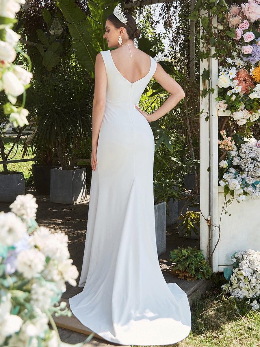 Robe de mariée ajustée et évasée en cœur froncée sans manches #Couleur_Blanc Robe de mariée ajustée et évasée en cœur froncée sans manches