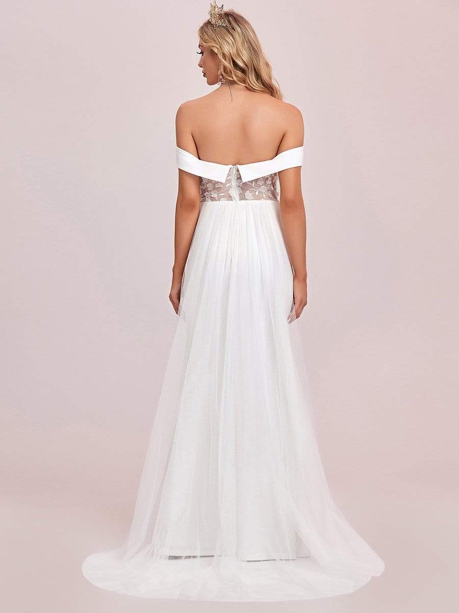Robe de mariée ajustée et évasée avec appliques à épaules dénudées #Couleur_Blanc Robe de mariée ajustée et évasée avec appliques à épaules dénudées
