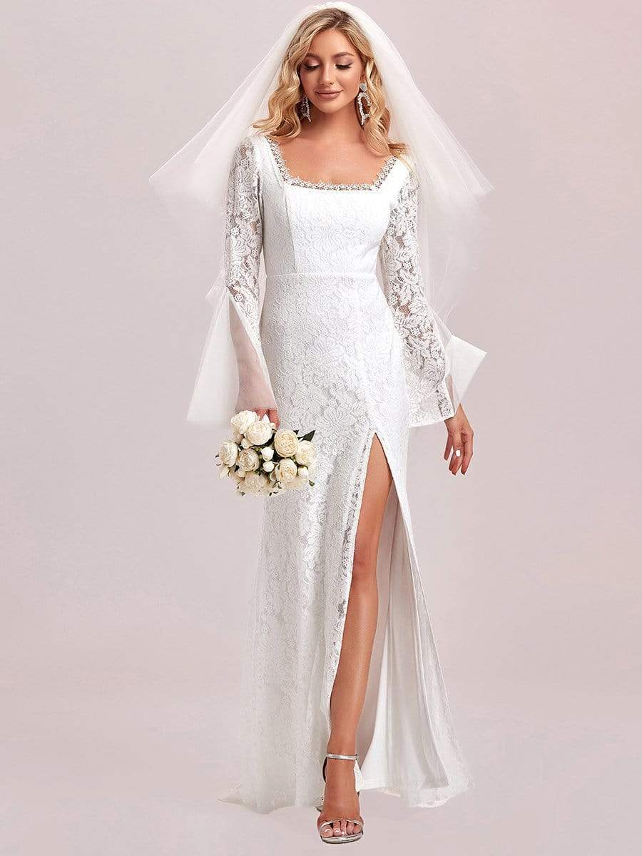 Robe de mariée fendue à manches longues et poignets cloche #Couleur_Blanc Robe de mariée fendue à manches longues et poignets cloche