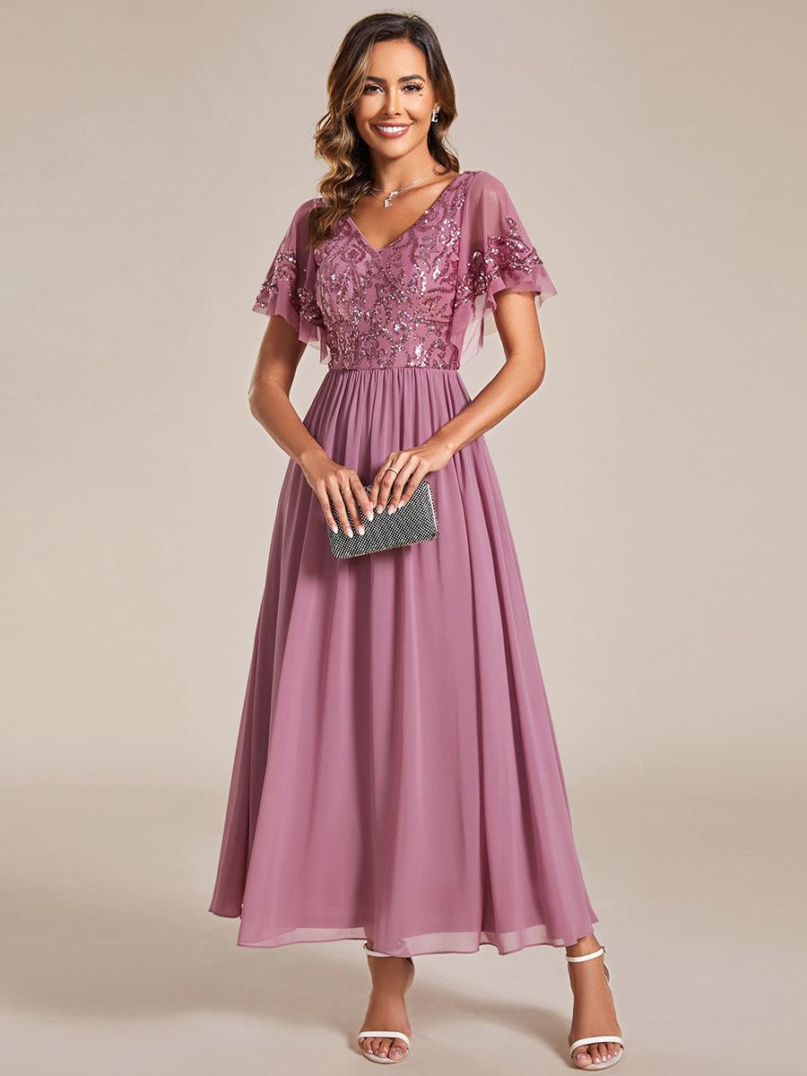 Robe Mère de la Mariée en mousseline à manches courtes et encolure en V #Couleur_Bordeaux Robe Mère de la Mariée en mousseline à manches courtes et encolure en V