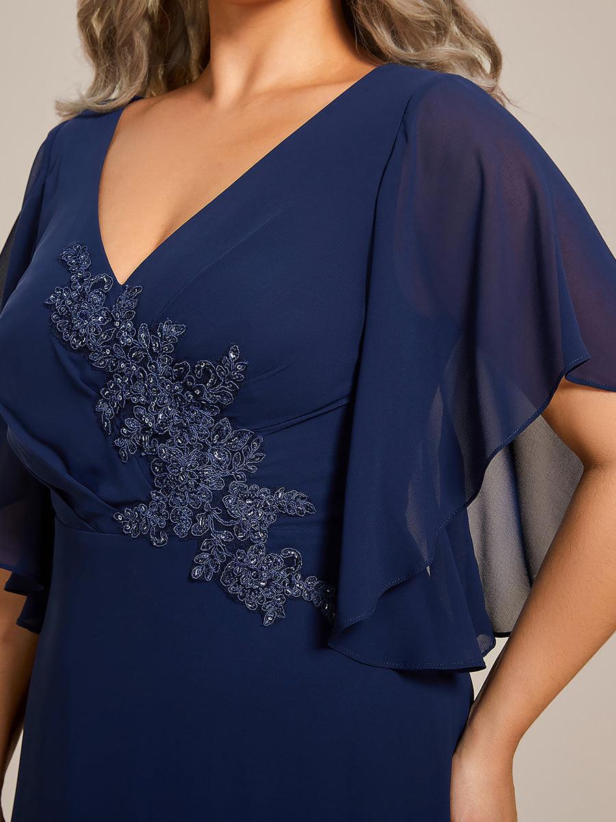 Robe de mère de la mariée en mousseline gracieuse ligne a manches à volants avec appliques grande taille #Couleur_Bleu Marine
