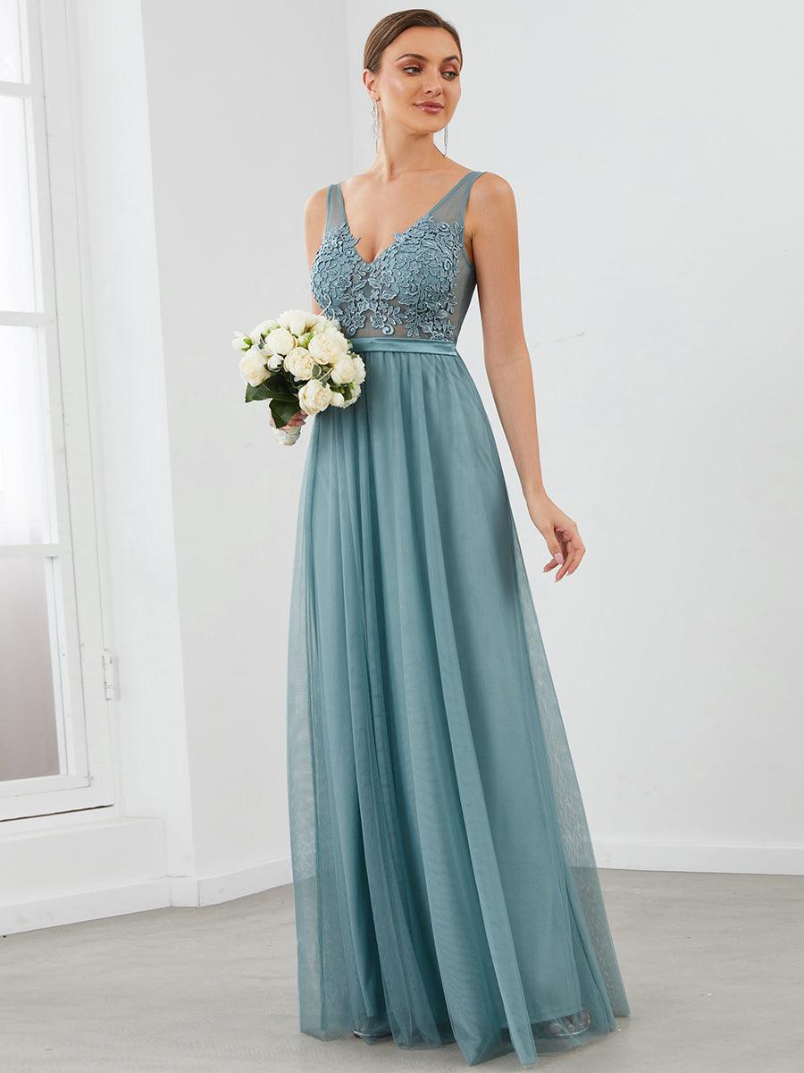 Robe Demoiselle d'Honneur Longue en Dentelle Florale à Col en V #Couleur_Bleu Fume Robe Demoiselle d'Honneur Longue en Dentelle Florale à Col en V