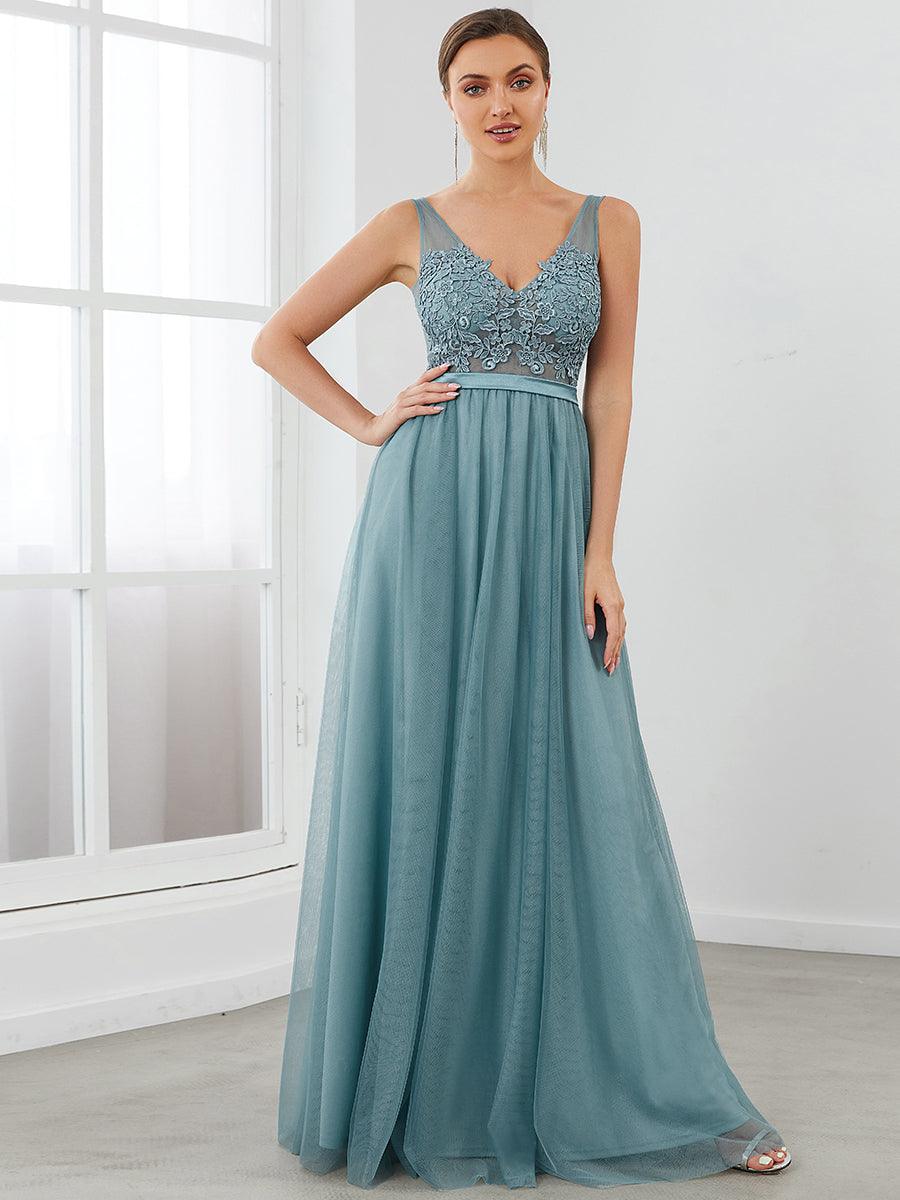 Robe Demoiselle d'Honneur Longue en Dentelle Florale à Col en V #Couleur_Bleu Fume Robe Demoiselle d'Honneur Longue en Dentelle Florale à Col en V