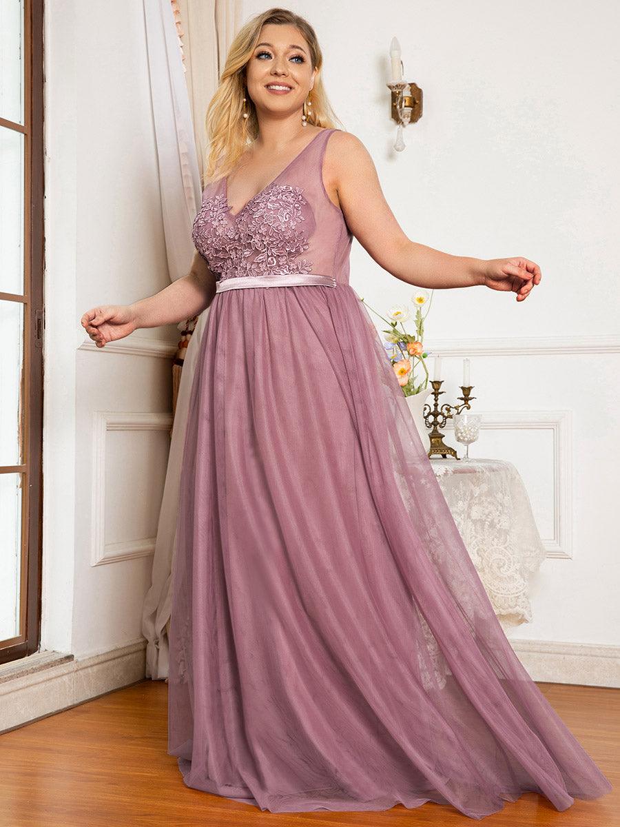 Robe Demoiselle d'Honneur Longue en Dentelle Florale à Col en V #Couleur_Bleu Fume Robe Demoiselle d'Honneur Longue en Dentelle Florale à Col en V
