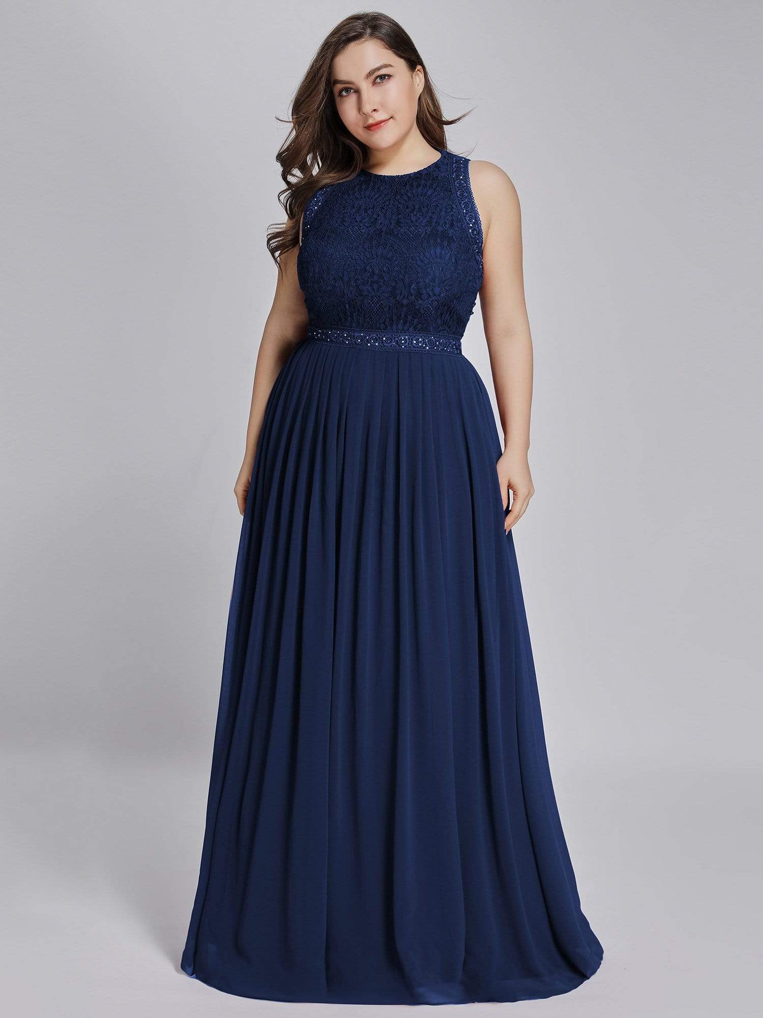 Robe de Soirée longue Taille Haute en Dentelle sans Manches #Couleur_Bleu Marine Robe de Soirée longue Taille Haute en Dentelle sans Manches