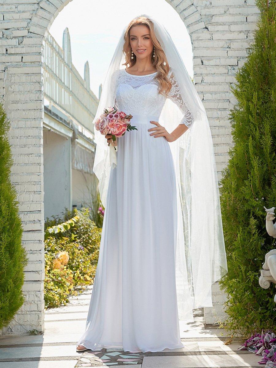 Robe de mariée simple et décontractée en dentelle et mousseline pour le mariage #Couleur_Blanc Robe de mariée simple et décontractée en dentelle et mousseline pour le mariage