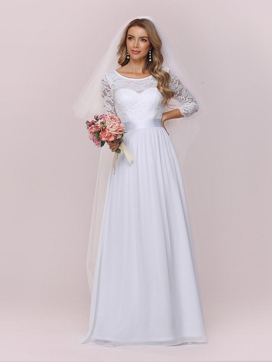 Robe de mariée simple et décontractée en dentelle et mousseline pour le mariage #Couleur_Blanc Robe de mariée simple et décontractée en dentelle et mousseline pour le mariage