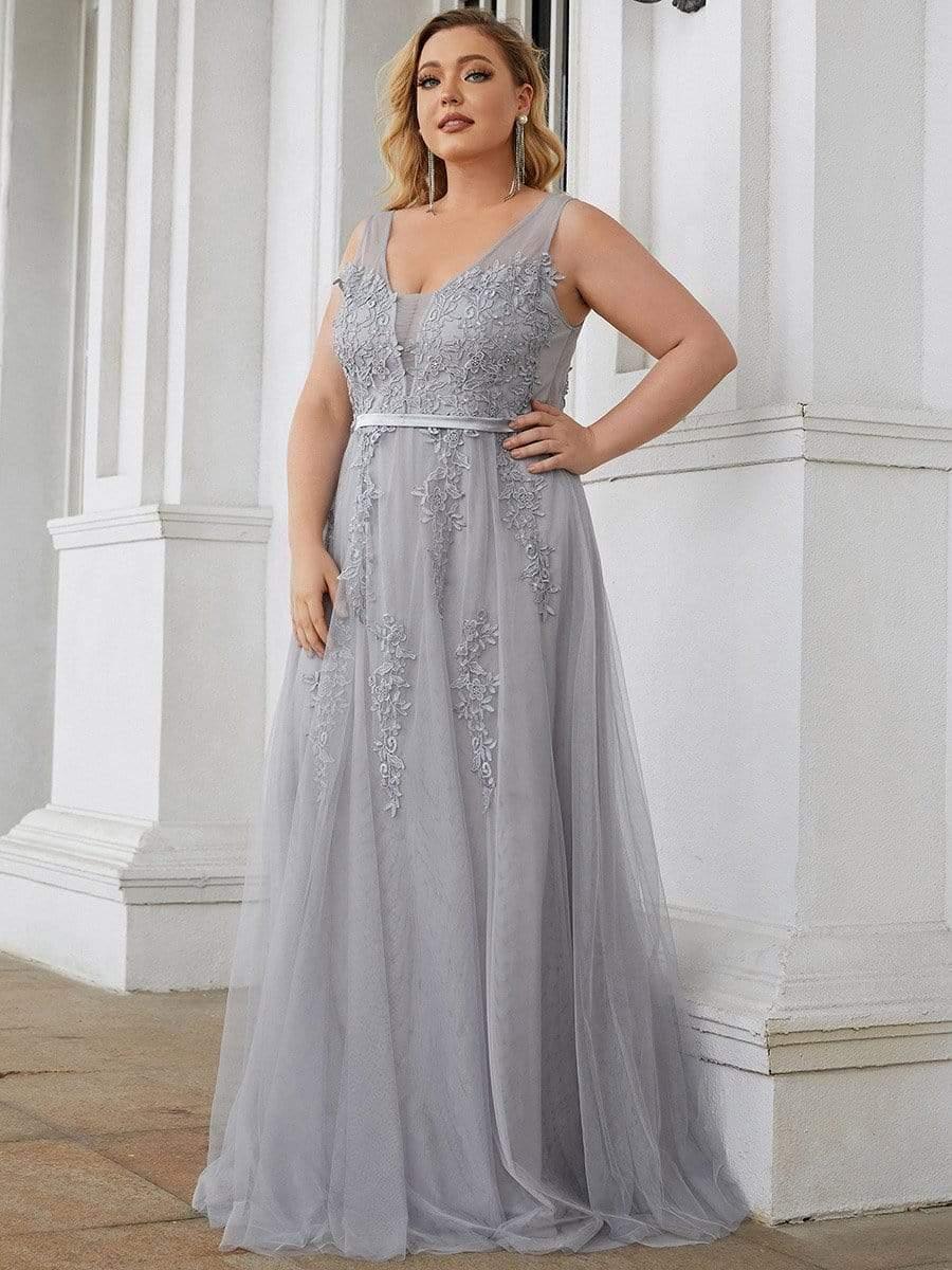 Robe de soirée en tulle fluide sans manches avec appliques élégantes de grande taille #Couleur_Gris