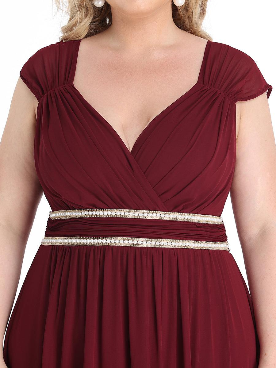 Robe de Soirée A-ligne en Mousseline de Soie avec Ceinture Perlée et Col en V de Grande Taille #Couleur_Bordeaux
