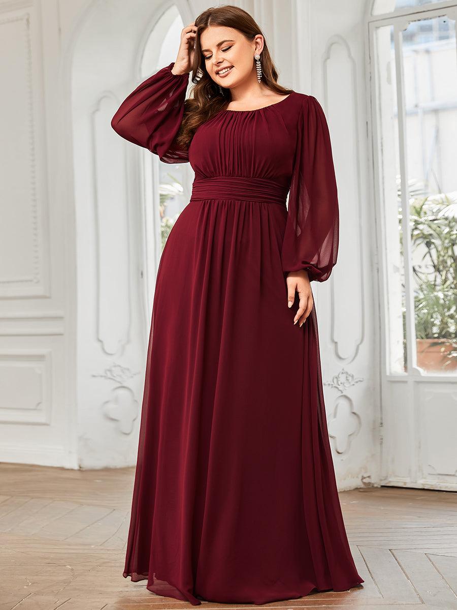 Robe de demoiselle d'honneur plissée à manches longues transparente de grande taille #Couleur_Bordeaux Robe de demoiselle d'honneur plissée à manches longues transparente de grande taille