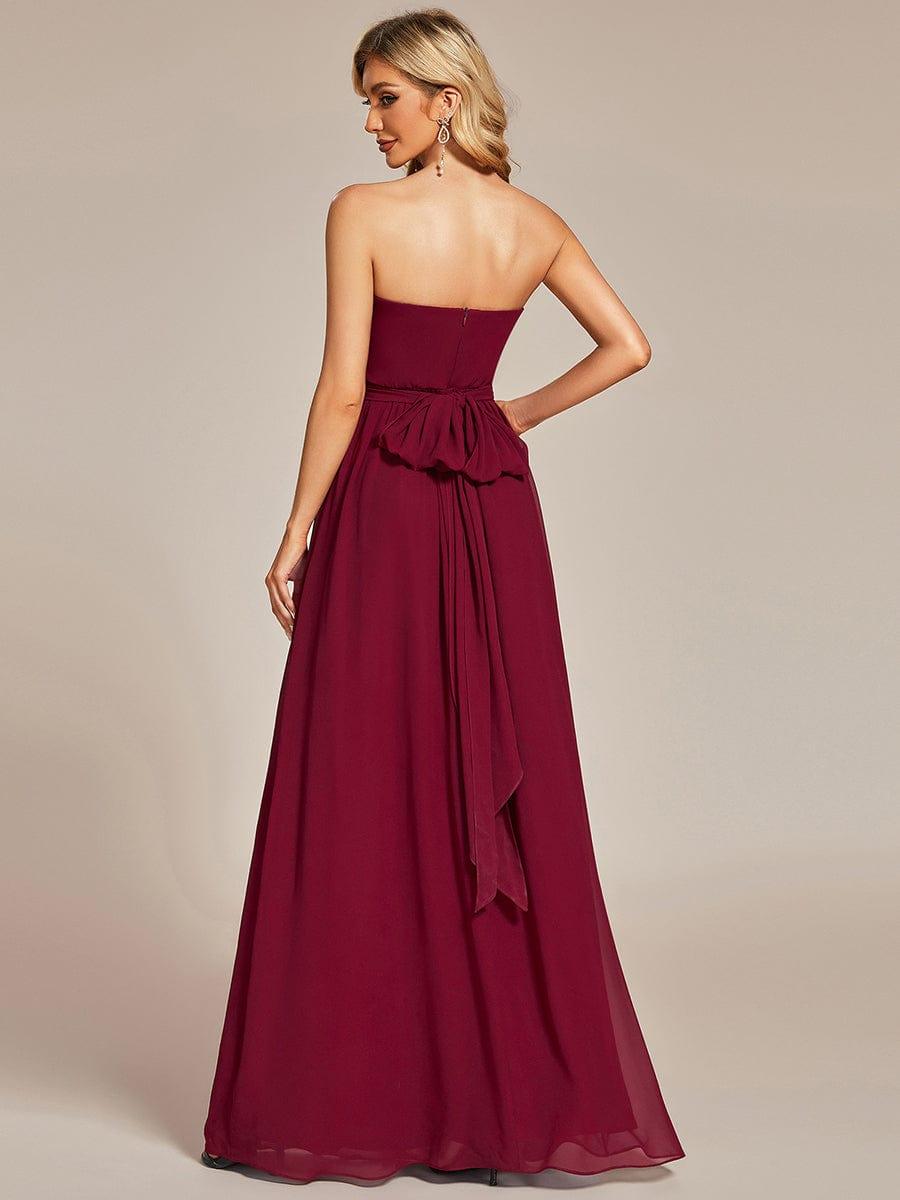Robe demoiselle d'honneur multi-positions froncée en mousseline #Couleur_Bordeaux Robe demoiselle d'honneur multi-positions froncée en mousseline