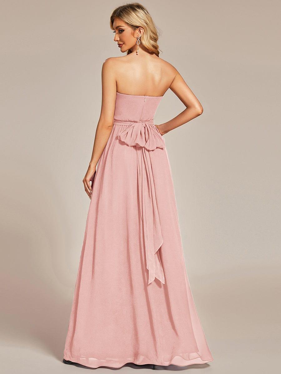 Robe demoiselle d'honneur multi-positions froncée en mousseline #Couleur_Bordeaux Robe demoiselle d'honneur multi-positions froncée en mousseline
