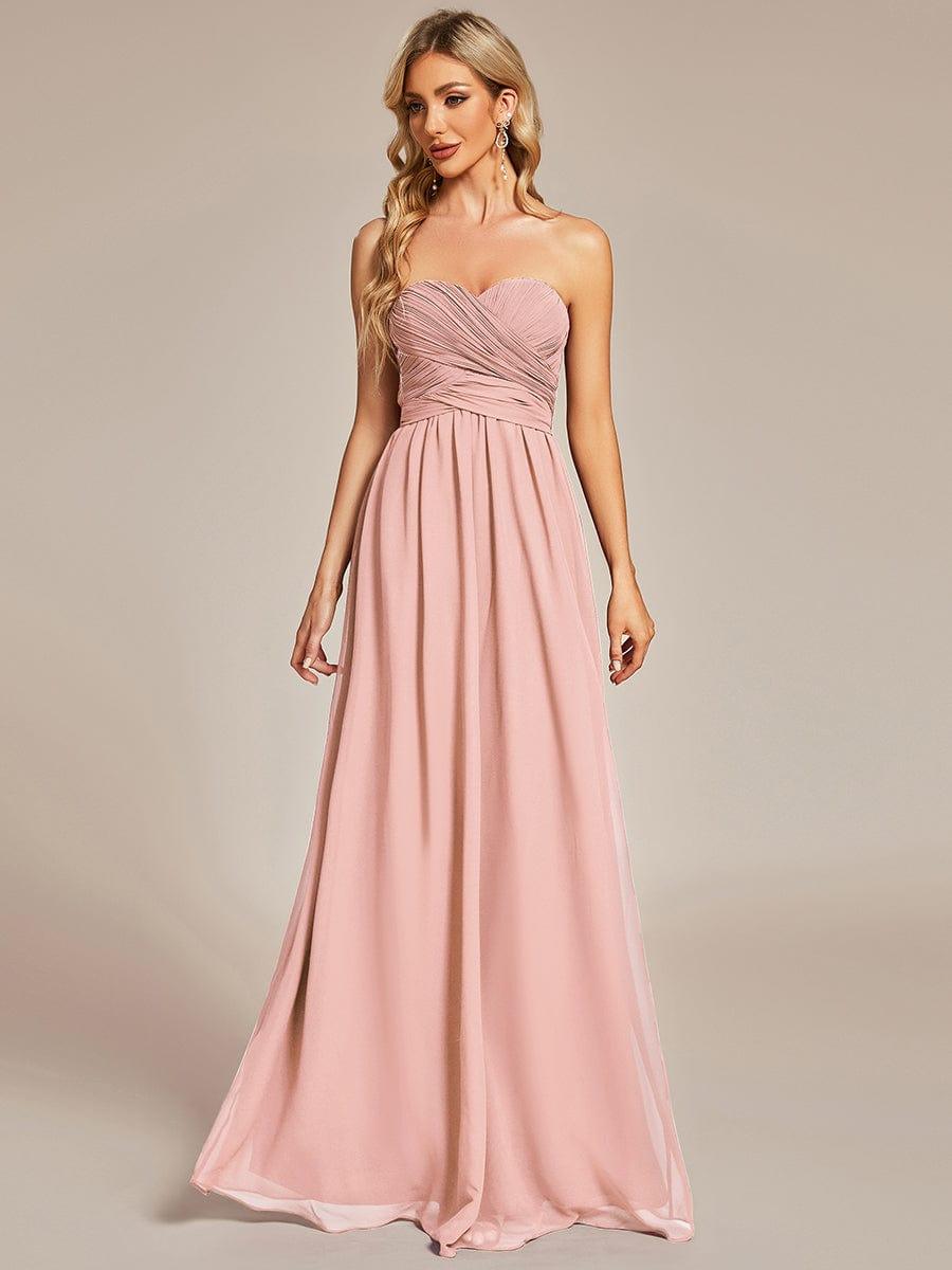 Robe demoiselle d'honneur multi-positions froncée en mousseline #Couleur_Bordeaux Robe demoiselle d'honneur multi-positions froncée en mousseline