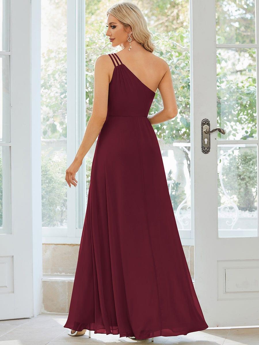 Robe demoiselle d'honneur fluide mousseline Epaule avec Bretelle Fines #Couleur_Bordeaux