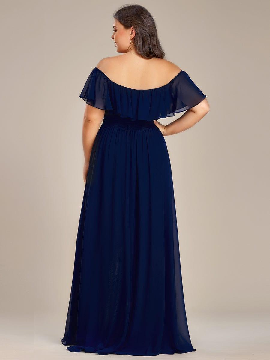 Robe demoiselle d'honneur fluide en mousseline épaules dénudées grande taille #couleur_Orchidee Robe demoiselle d'honneur fluide en mousseline épaules dénudées grande taille