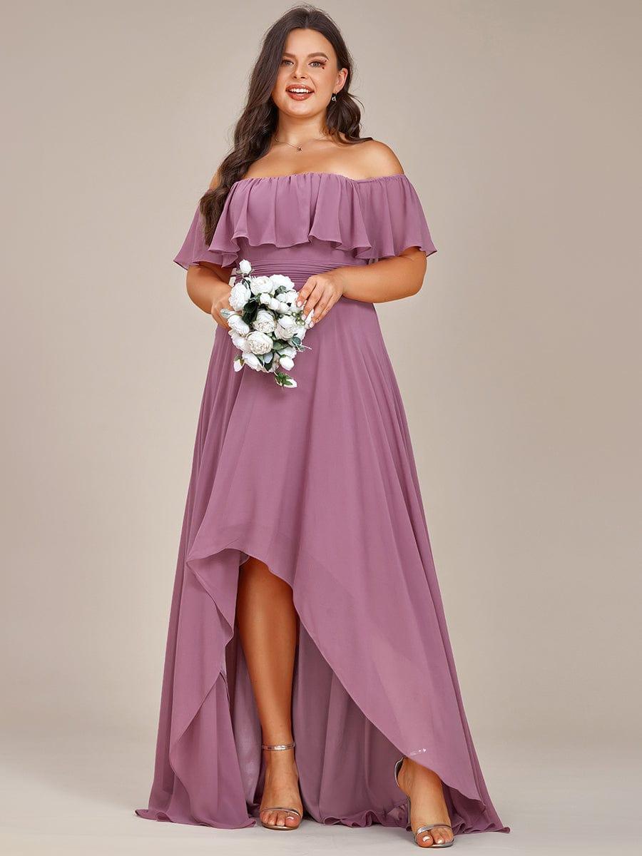 Robe demoiselle d'honneur fluide en mousseline épaules dénudées grande taille #couleur_Orchidee Robe demoiselle d'honneur fluide en mousseline épaules dénudées grande taille