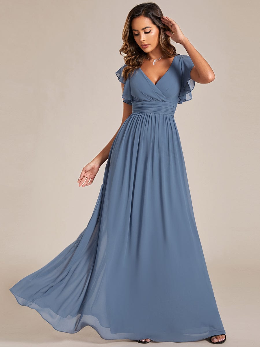 Robe demoiselle d'honneur en mousseline manches plissées avec découpe au dos #Couleur_Bordeaux Robe demoiselle d'honneur en mousseline manches plissées avec découpe au dos