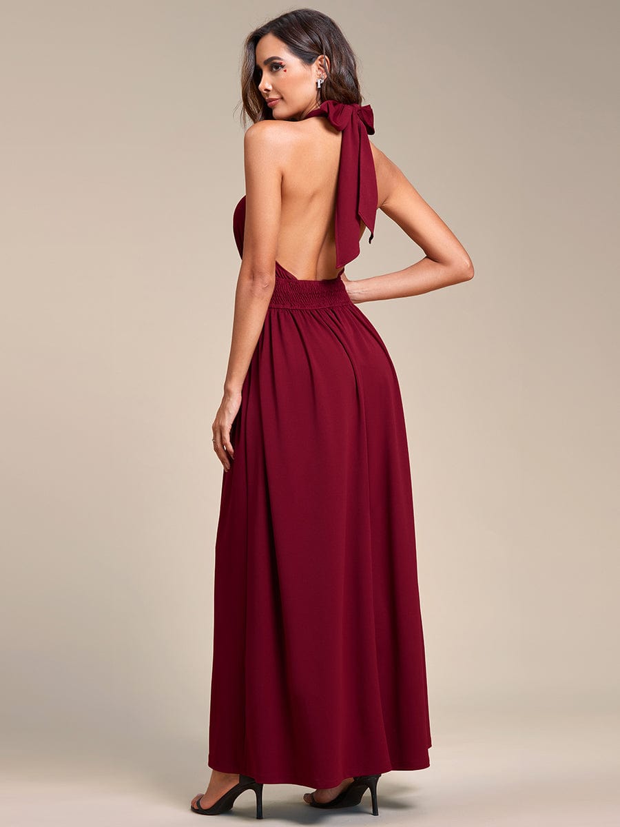 Robe demoiselle d'honneur dos nu convertible à licou et taille élastique #Couleur_Bordeaux Robe demoiselle d'honneur dos nu convertible à licou et taille élastique
