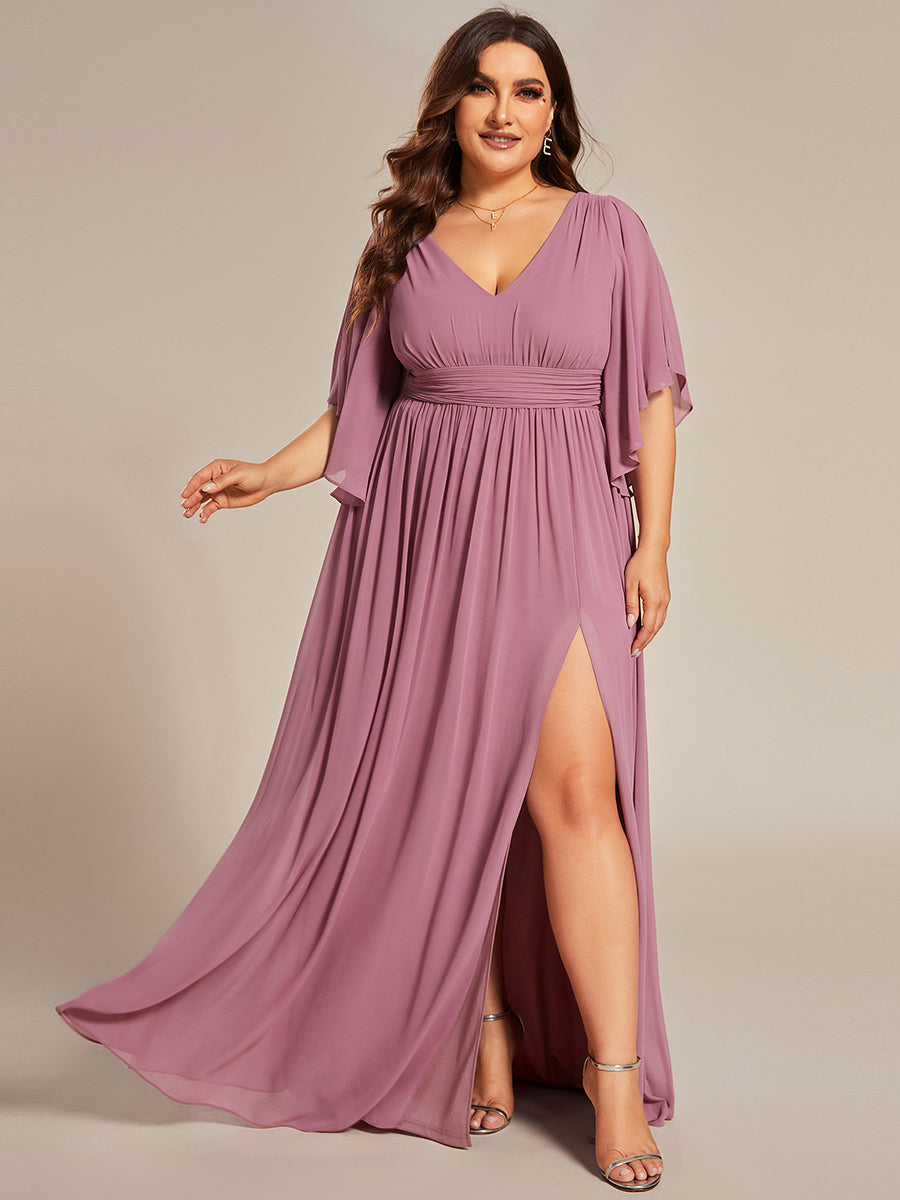 Robe Curvy en mousseline plissée Col V manches mi-longues #Couleur_Orchidee Grande Taille Robe Curvy en mousseline plissée Col V manches mi-longues