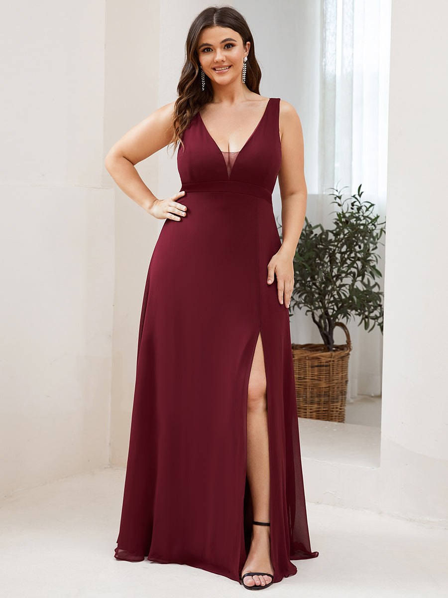 Color=Bordeaux | Robe de demoiselle d'honneur longue grande taille avec dos ouvert et fente en V profond-Bordeaux 6 Color=Bordeaux | Robe de demoiselle d'honneur longue grande taille avec dos ouvert et fente en V profond-Bordeaux 6