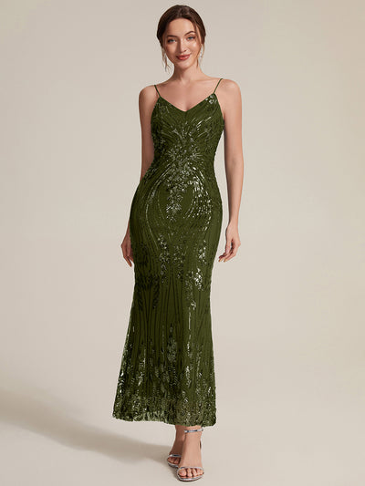 Robe fourreau à paillettes avec col V et fines bretelles