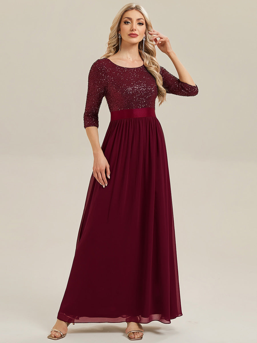 Robe de soirée chic à manches trois quarts en sequins avec patchwork coupe A longueur de sol et col rond #Couleur_Bordeaux