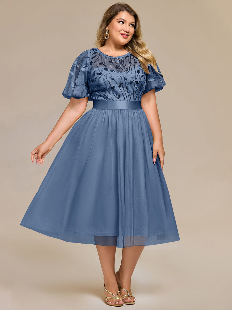 Robe d'invité de mariage trapèze en mousseline fluide à encolure ronde et longueur au genou #Couleur_Marine Fume