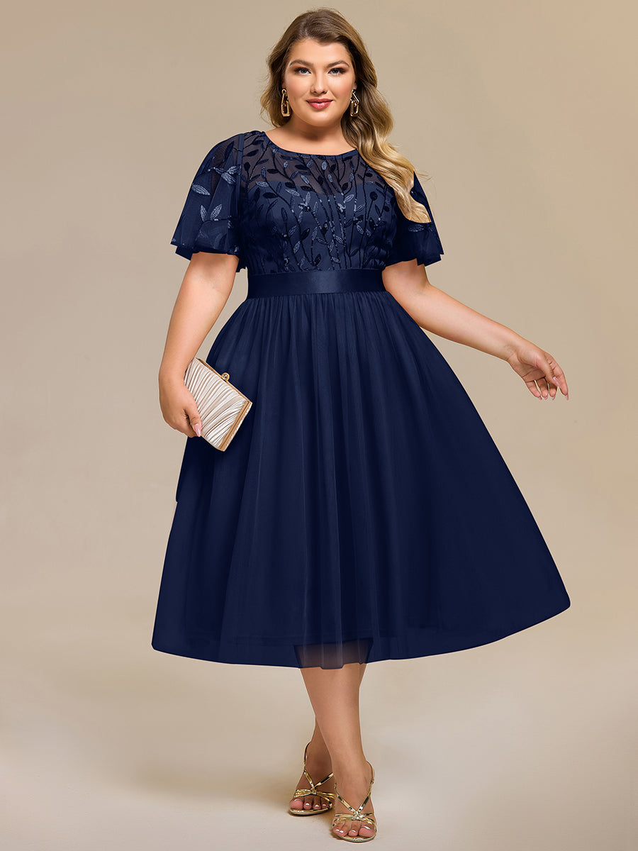 Robe d'invité de mariage trapèze en mousseline fluide à encolure ronde et longueur au genou #Couleur_Bleu Marine