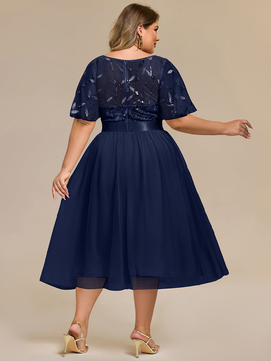 Robe d'invité de mariage trapèze en mousseline fluide à encolure ronde et longueur au genou #Couleur_Bleu Marine
