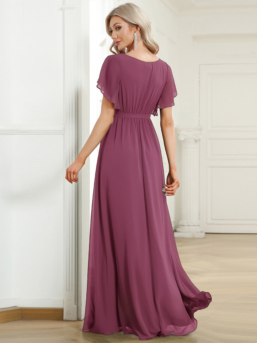 Robe de demoiselle d'honneur en mousseline de soie à encolure en V et à manches #Couleur_Prune Foncée