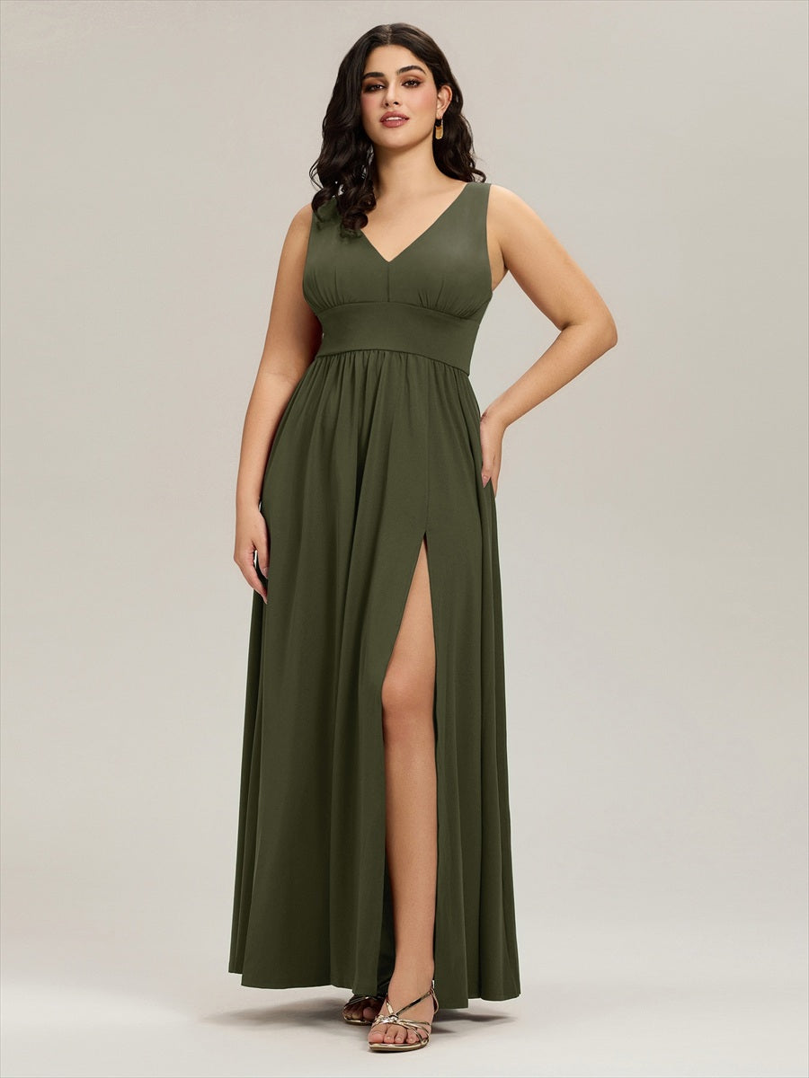 Robe de soir??e longue au sol ?? taille empire et ?? encolure en V #Couleur_Vert Olive