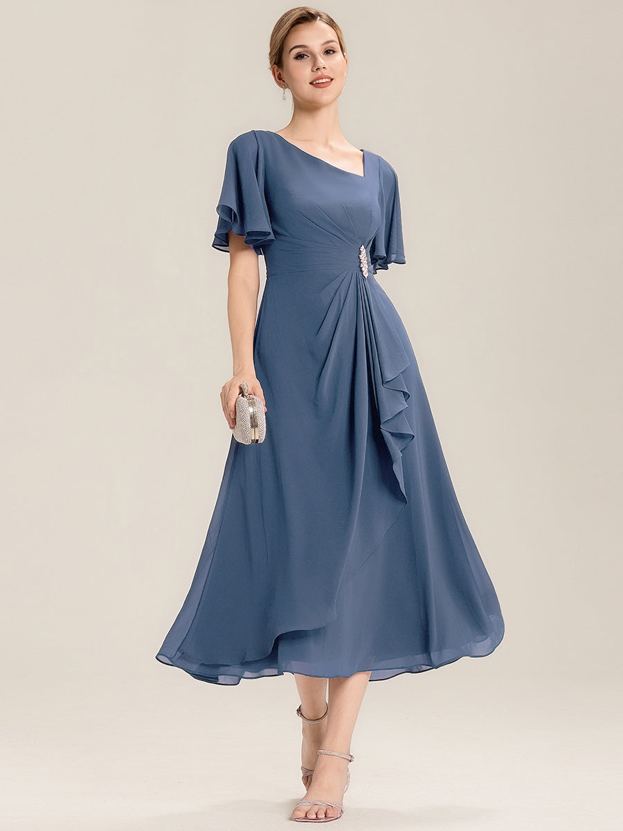 Robe de soirée mi-longue en mousseline de soie à manches courtes #Couleur_Marine Fume