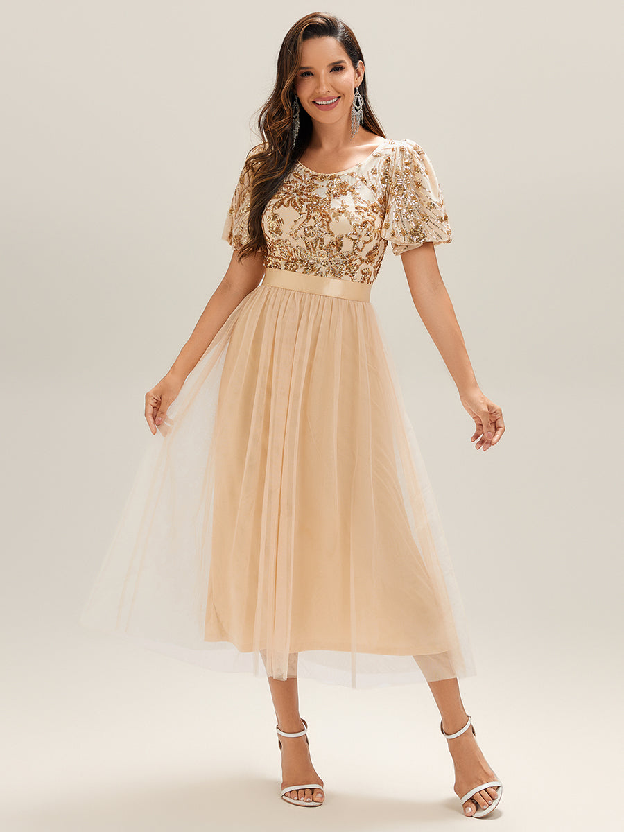 Robe de soirée à col en V profond et manches à volants et sequins #Couleur_Or