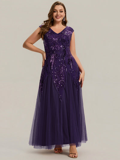 pretty FREYA|Robe Longue de Soirée Grande Taille Col V avec Broderies et Détails Brillants