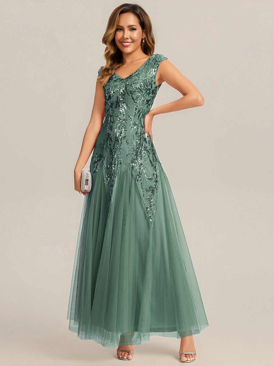 robe longue sans manches décolletée en V brodée de fleurs en A #Couleur_Eukalyptus Grün