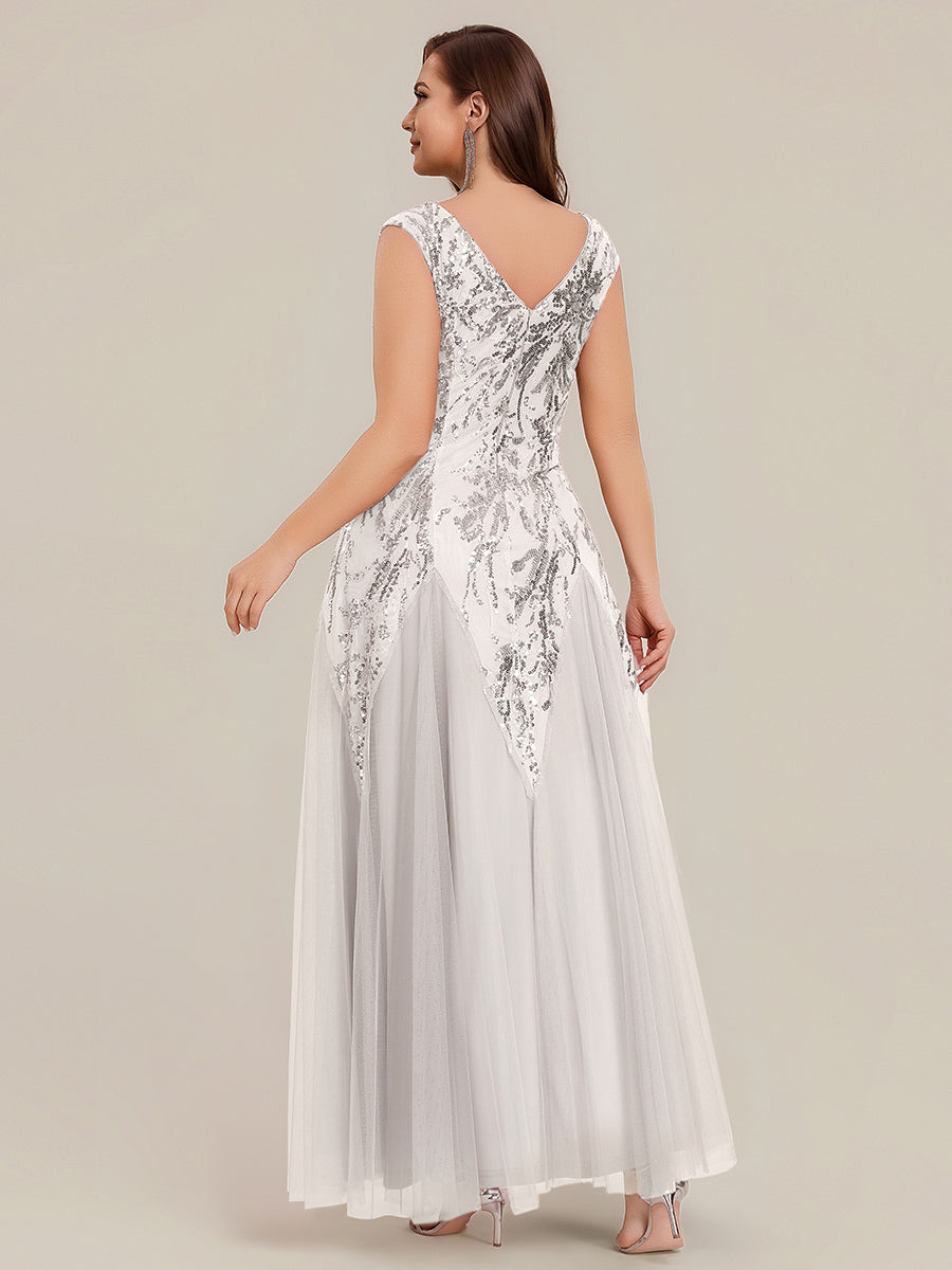 robe longue sans manches décolletée en V brodée de fleurs en A #Couleur_Blanc