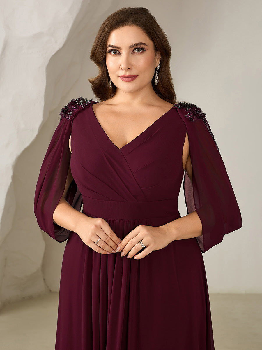 Robe de soirée chic à manches mi-longues en imprimé floral avec appliqués décolleté en V profond coupe A longueur de sol avec détails en perles #Couleur_Bordeaux