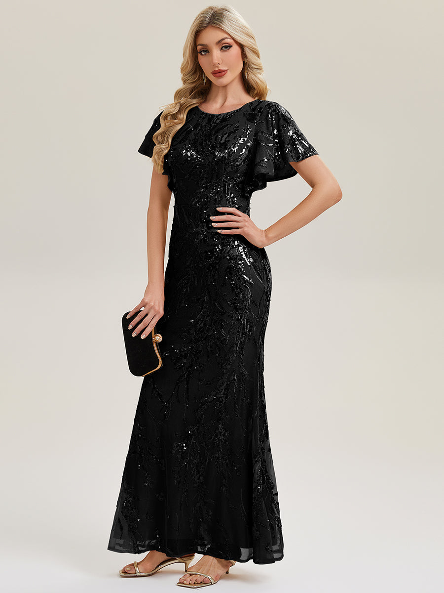 Robe de soirée chic à manches courtes en tissu extensible avec fente haute sur la cuisse et détails en sequins longueur maxi #Couleur_Noir
