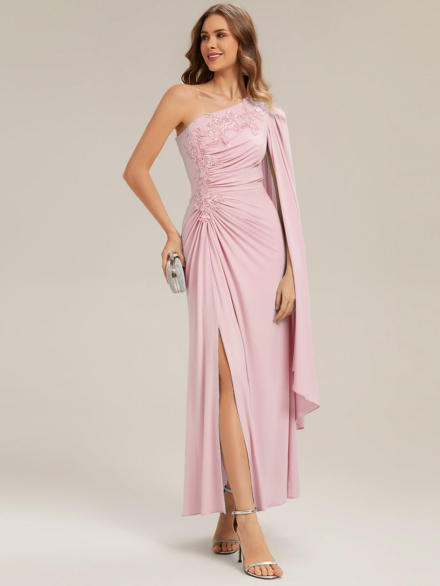 Robe moulante ¨¤ une ¨¦paule ¨¤ manches longues en tissu extensible avec fente haute sur la cuisse et rubans fluides #Couleur_Rose