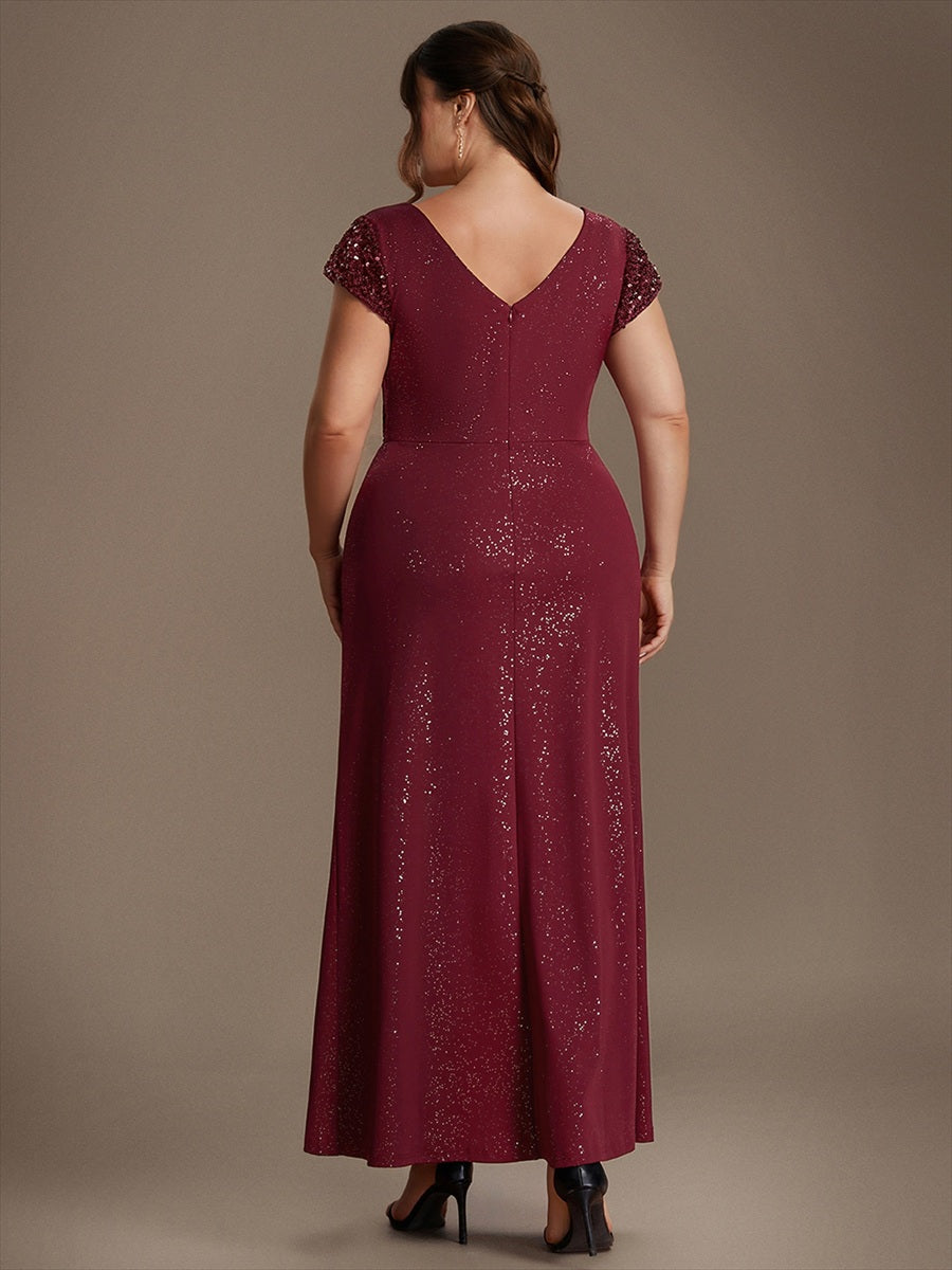 Robe moulante à manches courtes en stretch élevé avec décolleté en V noué et détails en sequins #Couleur_Bordeaux