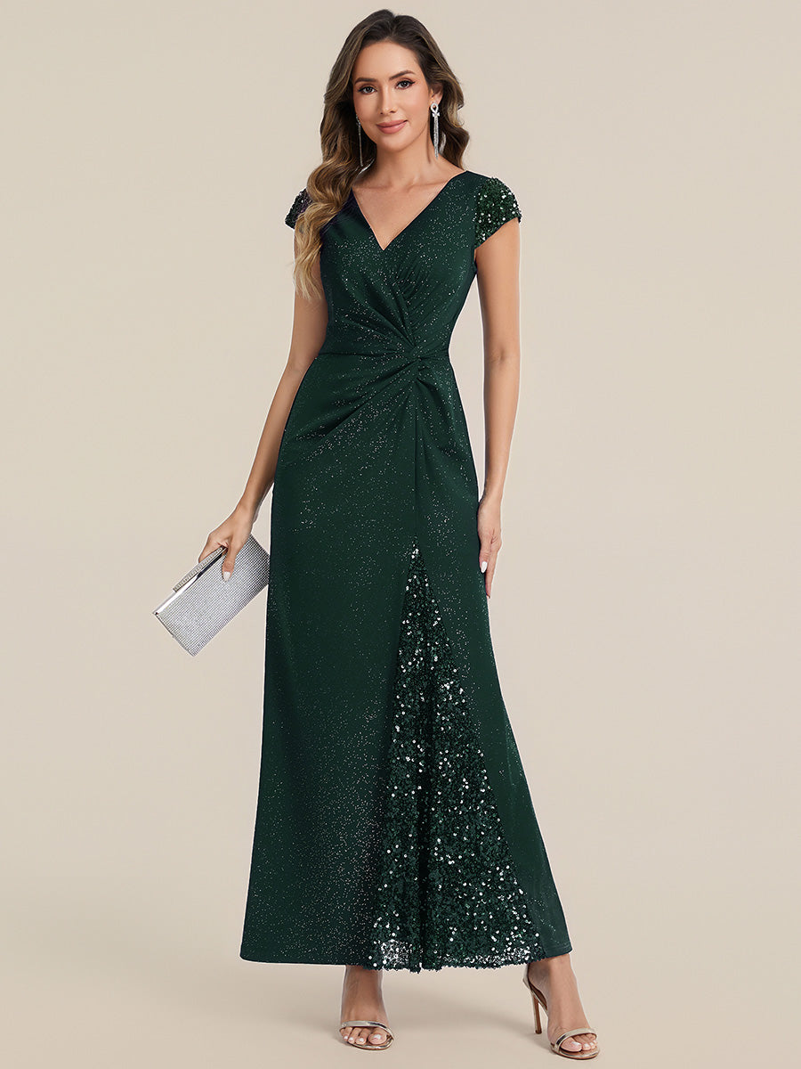 Robe moulante à manches courtes en stretch élevé avec décolleté en V noué et détails en sequins #Couleur_Vert Fonce