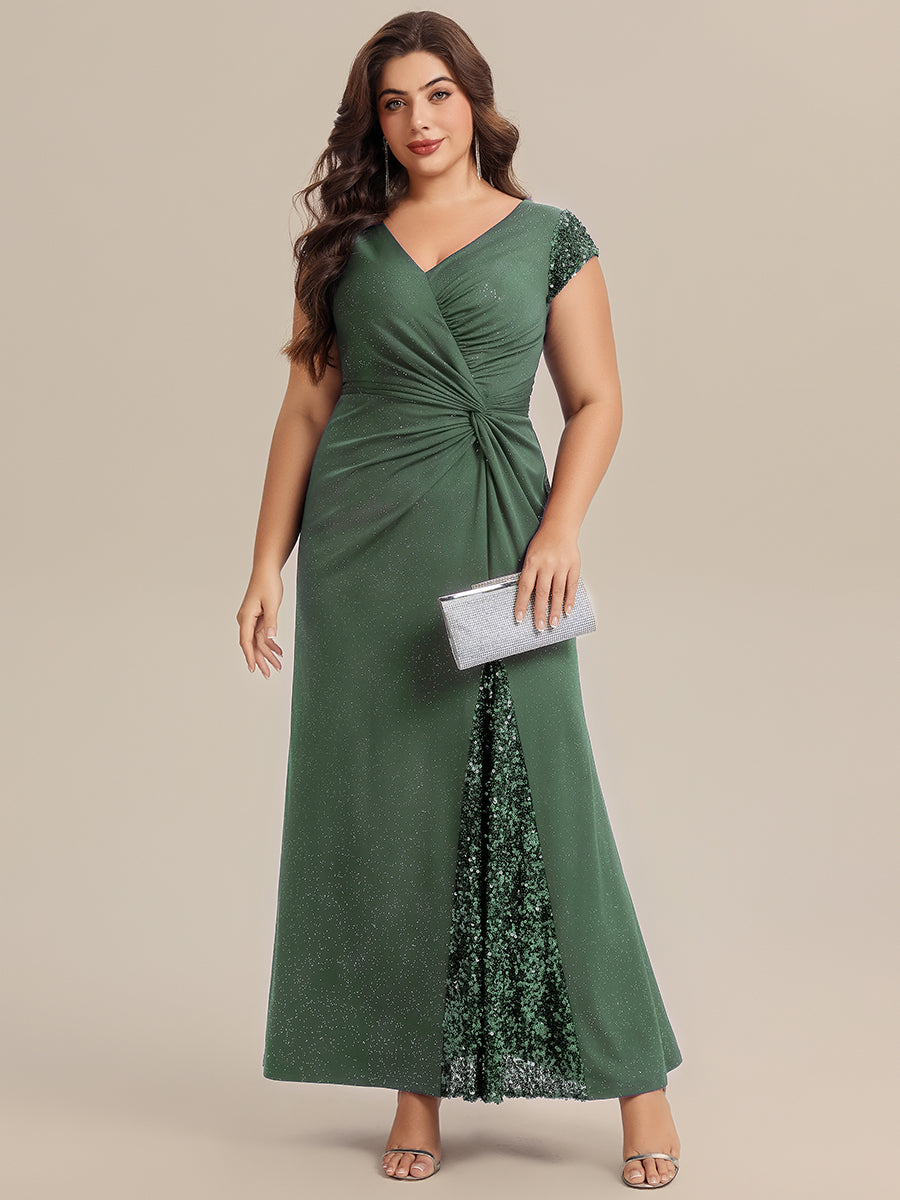 Robe moulante à manches courtes en stretch élevé avec décolleté en V noué et détails en sequins #Couleur_Eukalyptus Grün